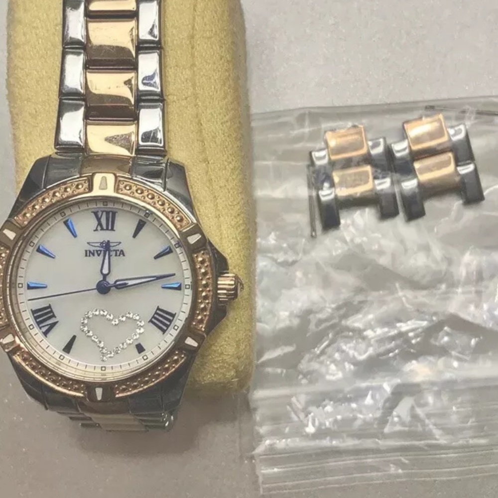 💕SOLD💕 LADIES INVICTA WATCH / ANGEL 😇 - Picture 6 of 8